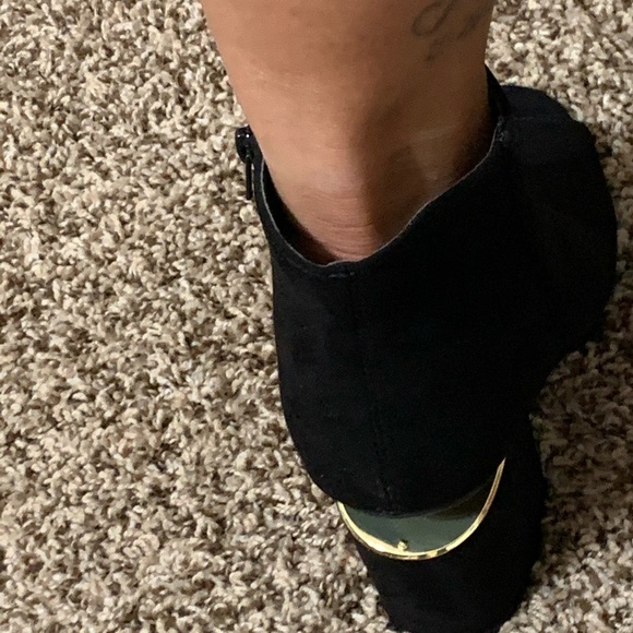 Ankle Boots - Picture 3 of 5